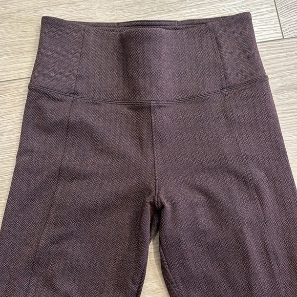 Athleta Delancey Herringbone Tight Burgundy Size XS - Picture 3 of 7